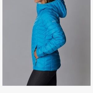 Columbia Women's Chile Blue Hooded Puffer Jacket